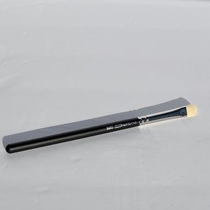 NEW MAC 239S Eye Shader Brush